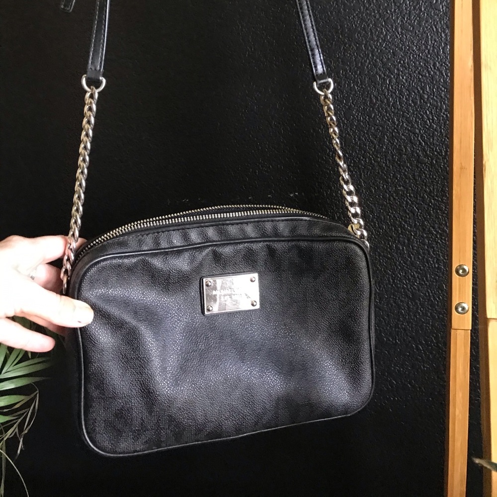 MICHAEL KORS crossbody shoulder bag, like NEW